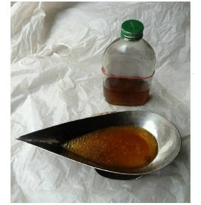 White Oud Attar